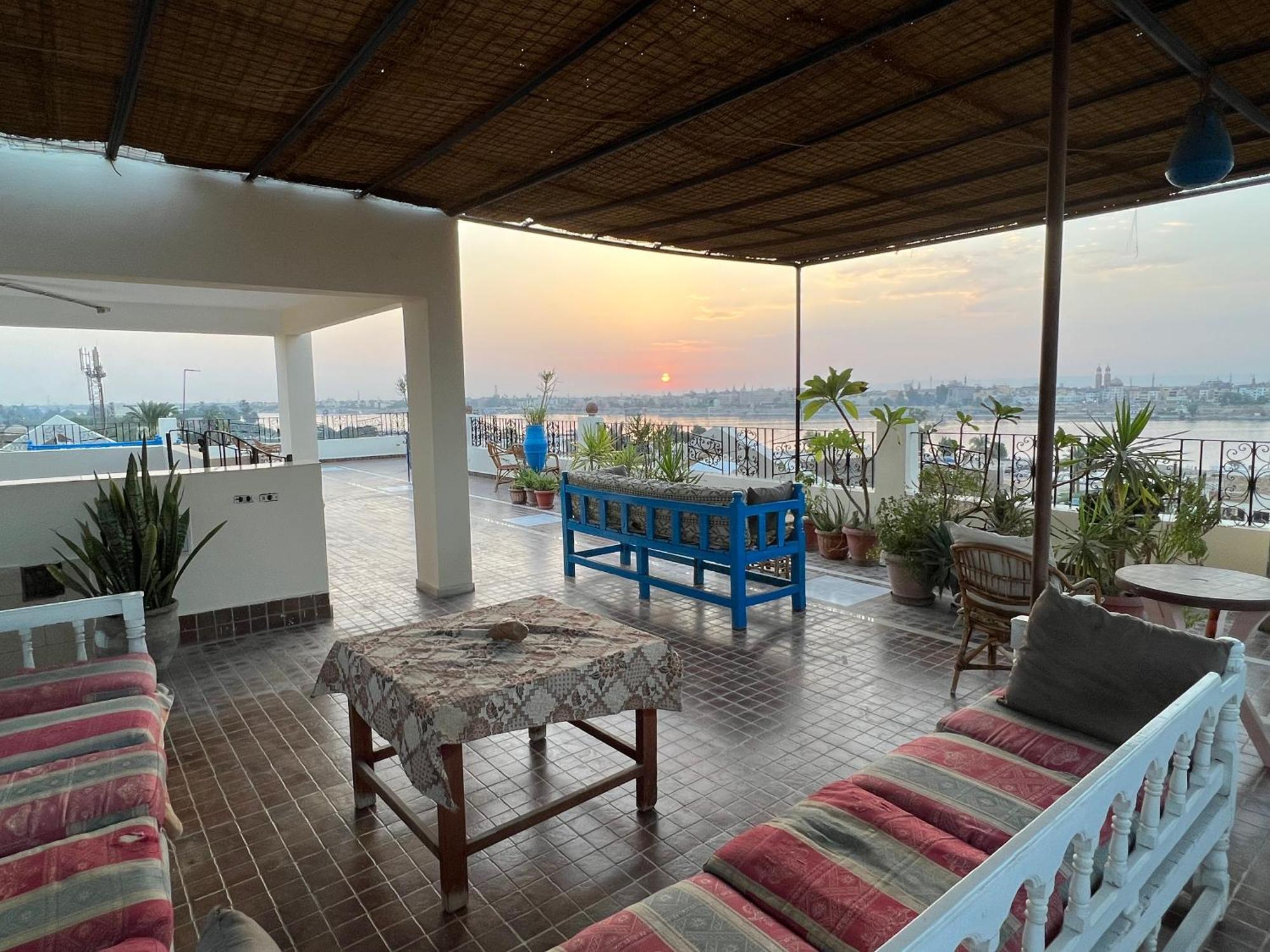 Harmony House Luxor Hotel Buitenkant foto